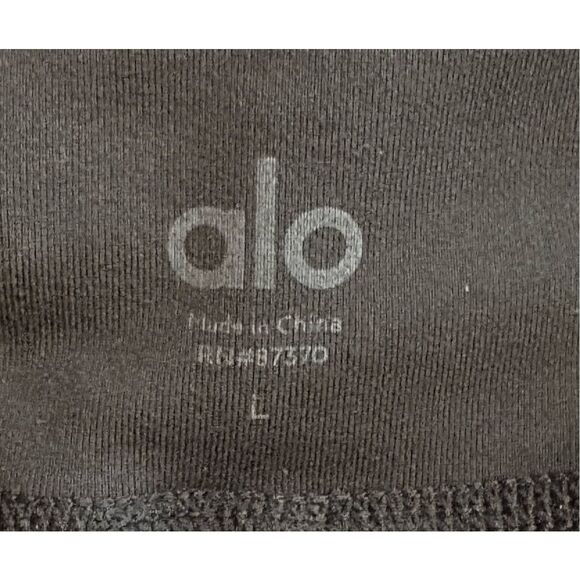 Alo Yoga mesh sheer side inserts leggings size L measures as  M - Picture 8 of 8